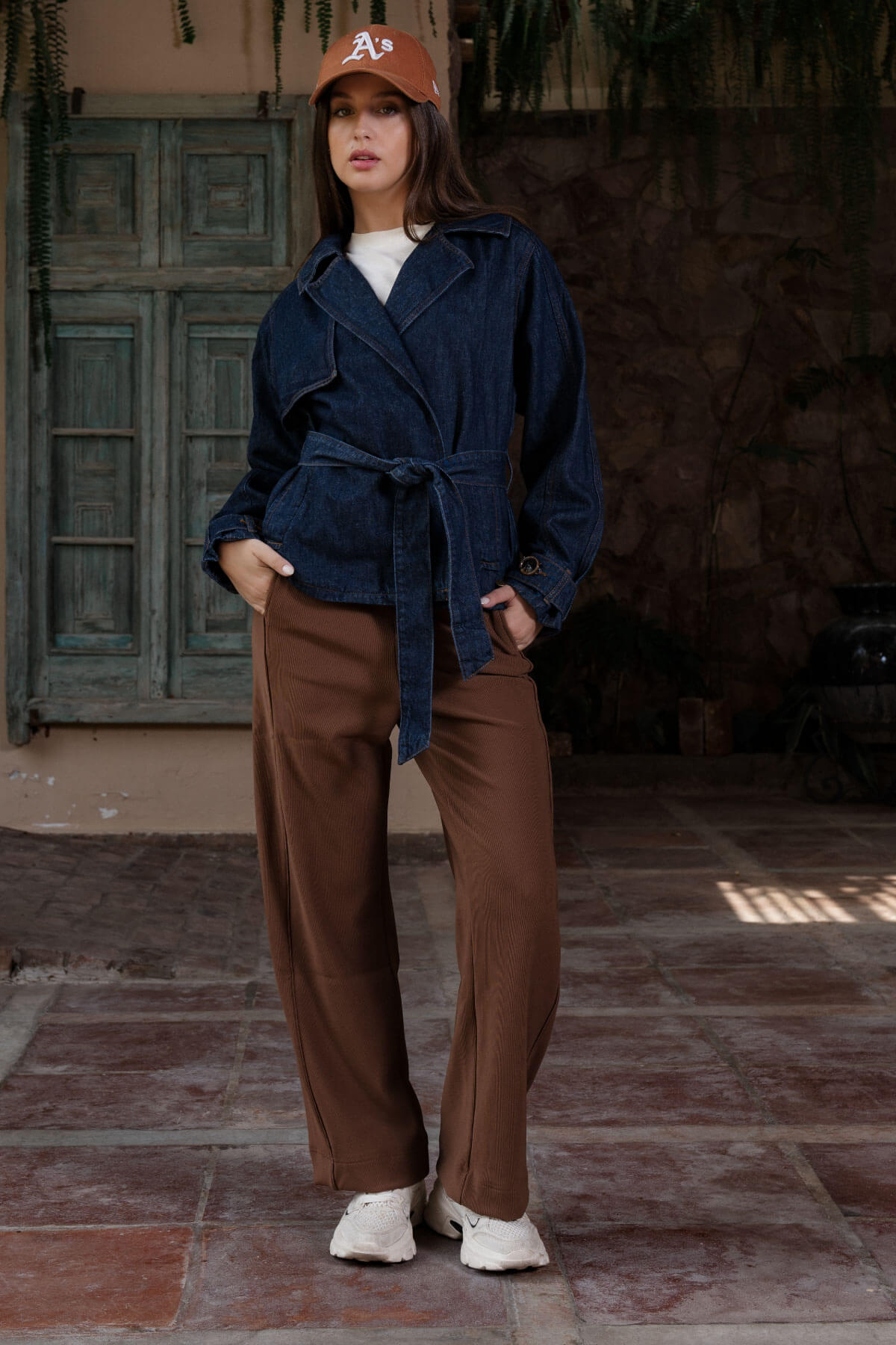 Trench Dania